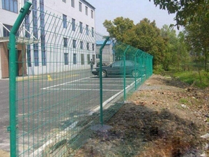 雙邊絲護(hù)欄網(wǎng)